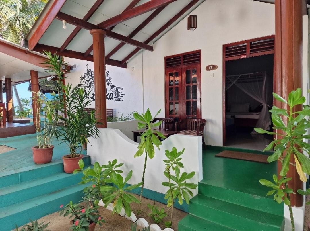 Panorama Beach Hotel Tangalle Ngoại thất bức ảnh