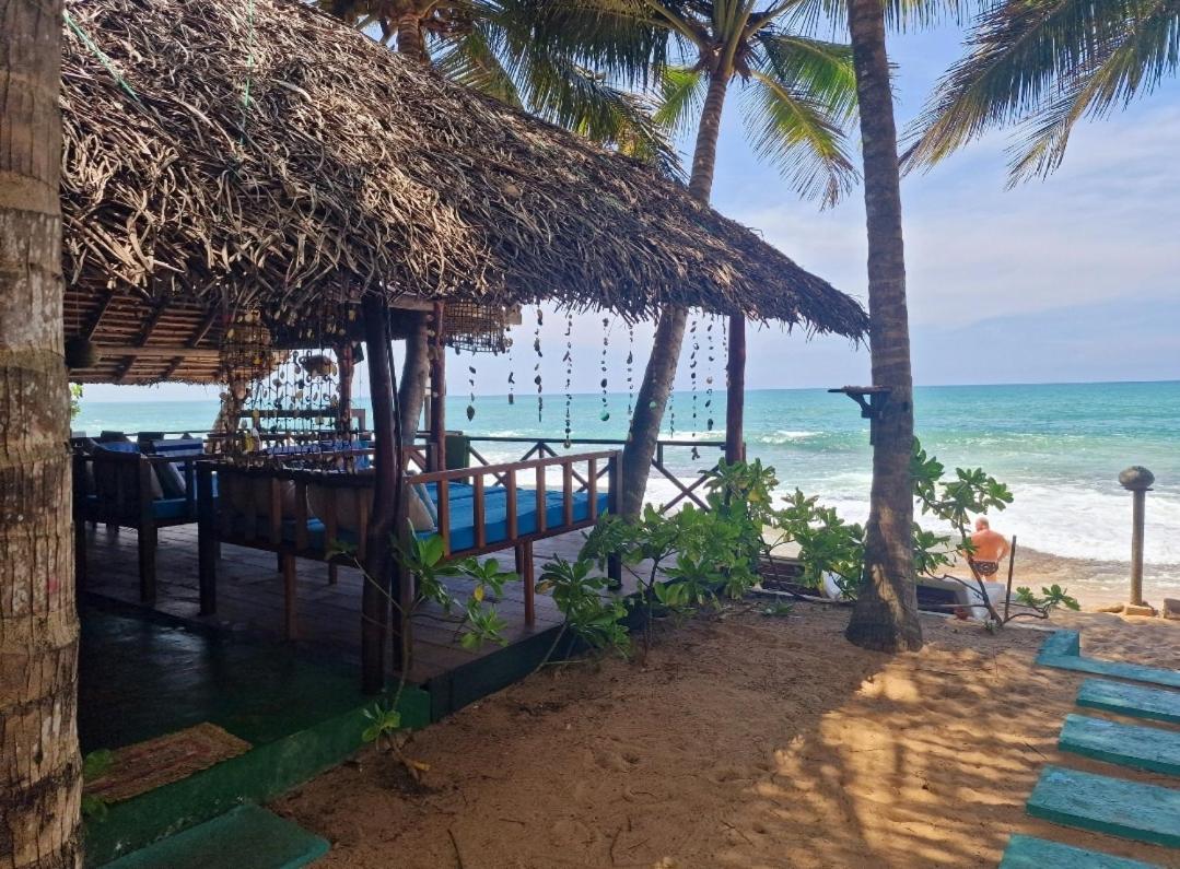 Panorama Beach Hotel Tangalle Ngoại thất bức ảnh