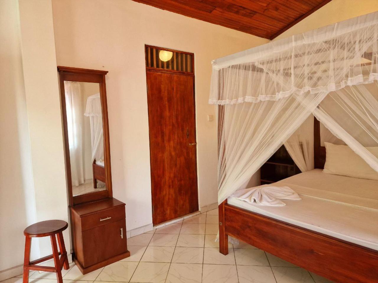 Panorama Beach Hotel Tangalle Ngoại thất bức ảnh